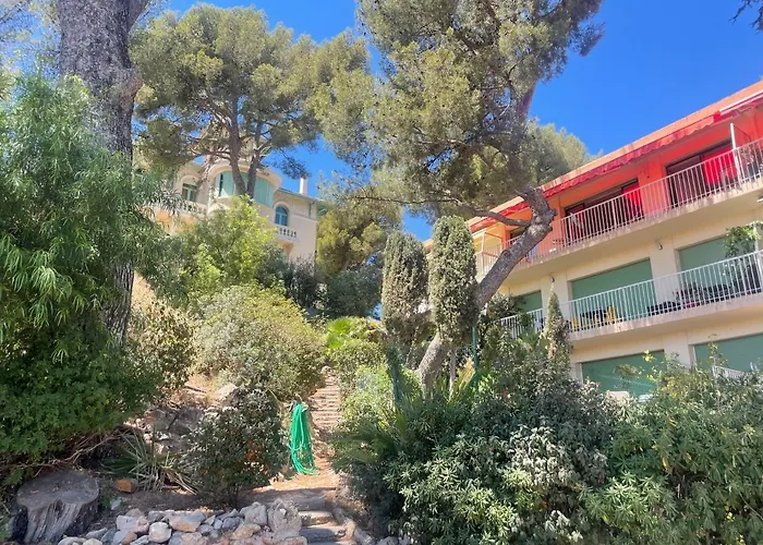 Port Bandol T3 Dans Residence Calme Parking Prive