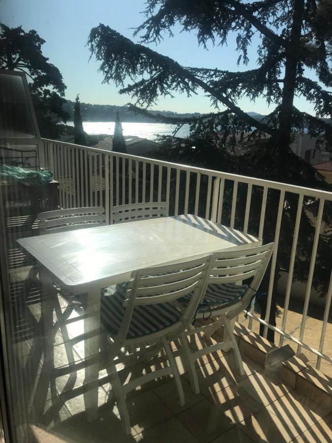 Port T3 Dans Calme Parking Prive Apartment *